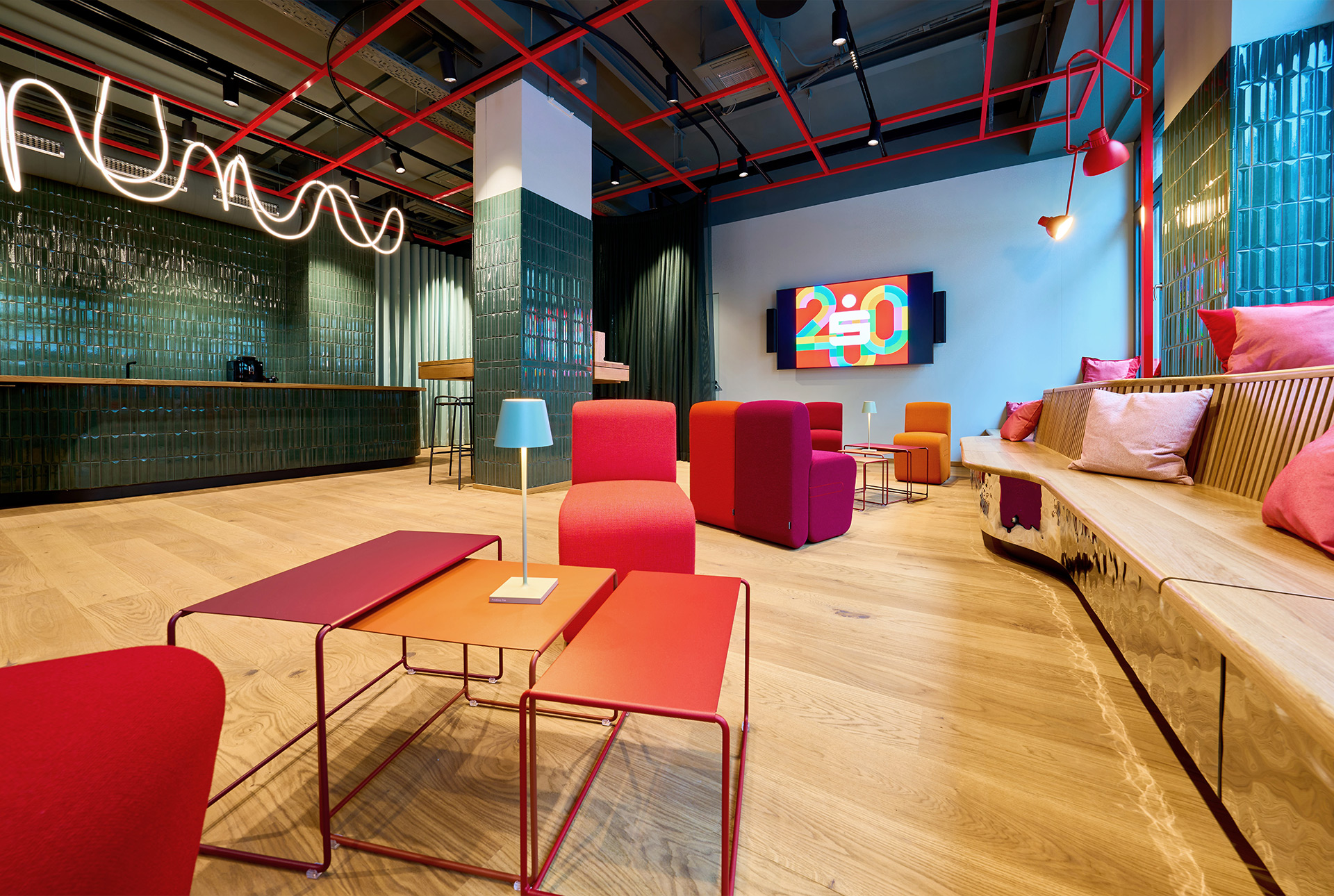 Colourful, modern interior of the barer41